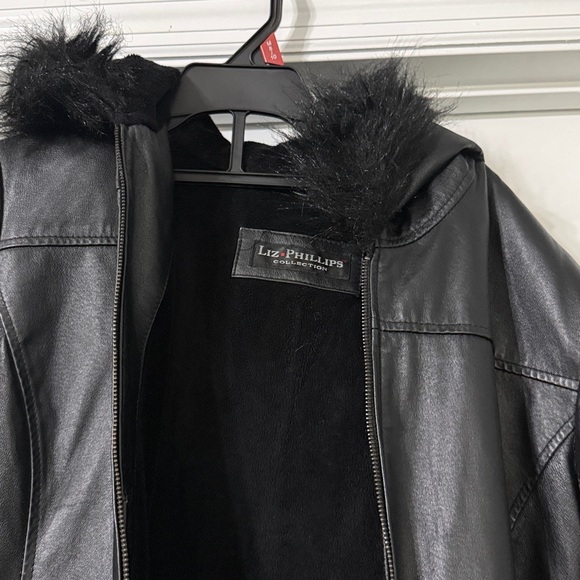 Leather jacket - Picture 3 of 13